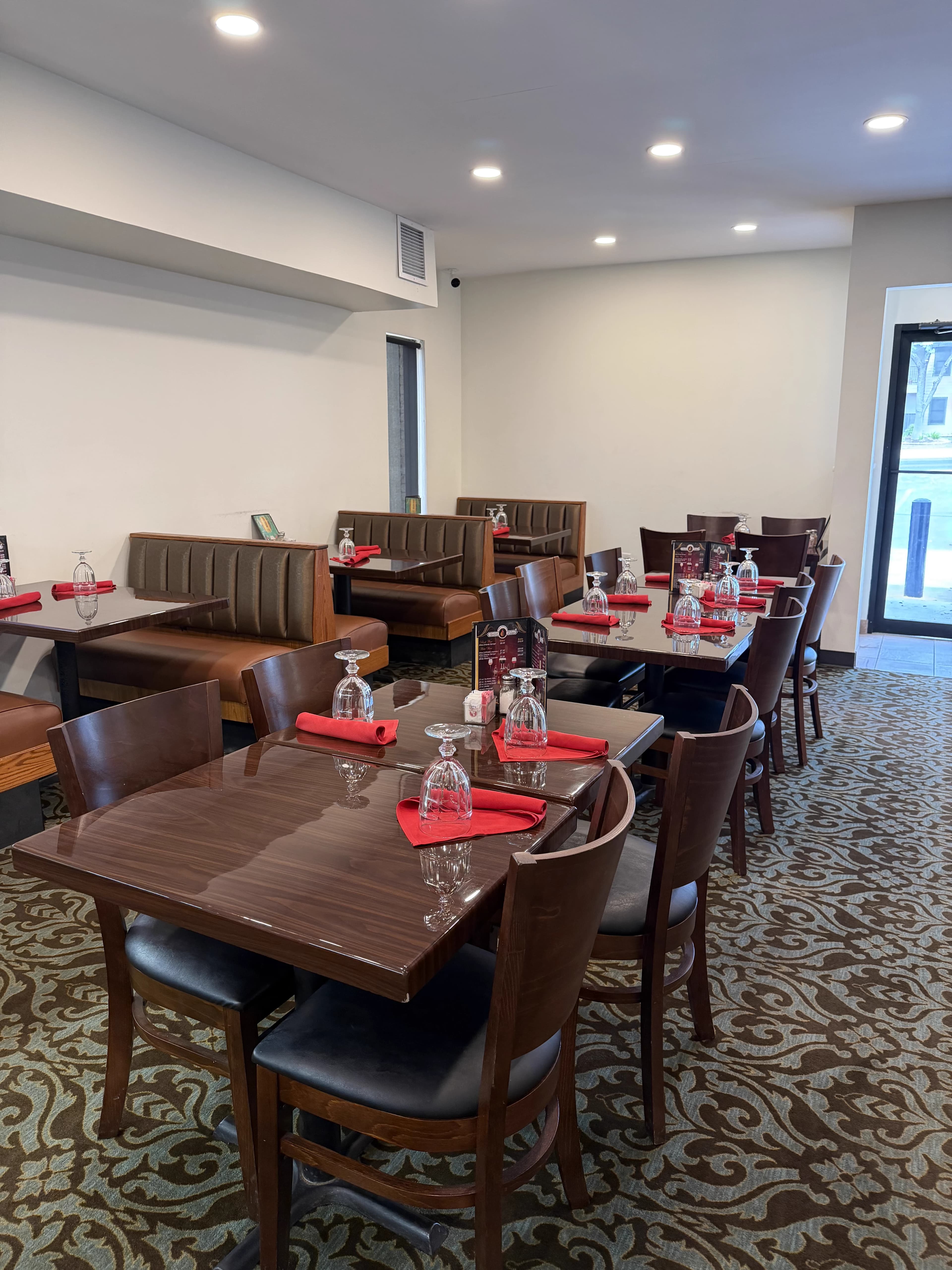Dining room with elegant table settings